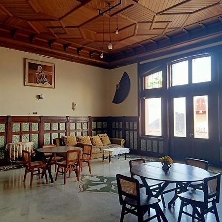 Hotel Niagara Lawang Exteriér fotografie
